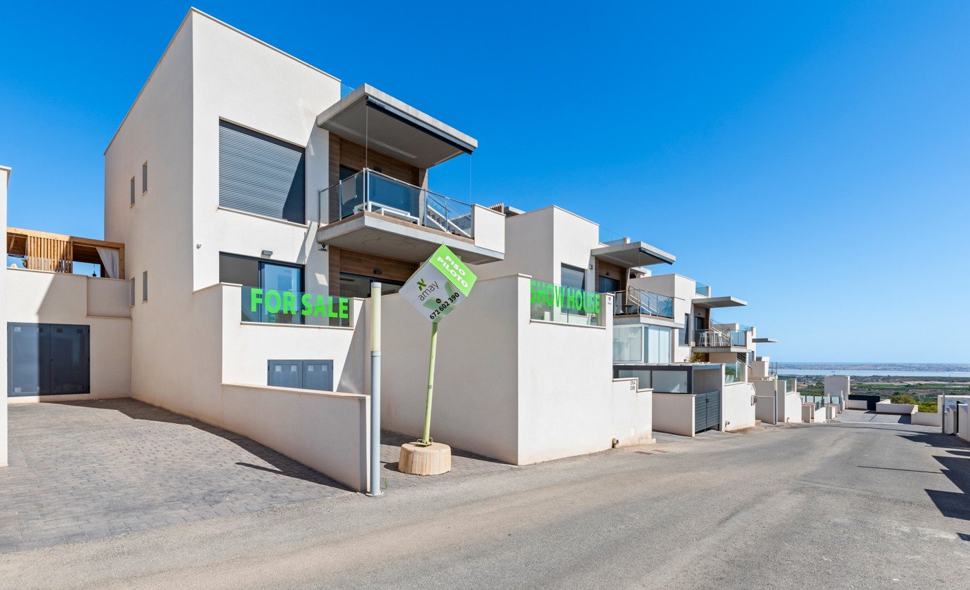  Genießen Sie einen unserer Bungalows AMAY BELLAVISTA: Design, Komfort und Lage&#13;&#13;
Unter den Hunderten von zum Verkauf stehenden Immobilien, di