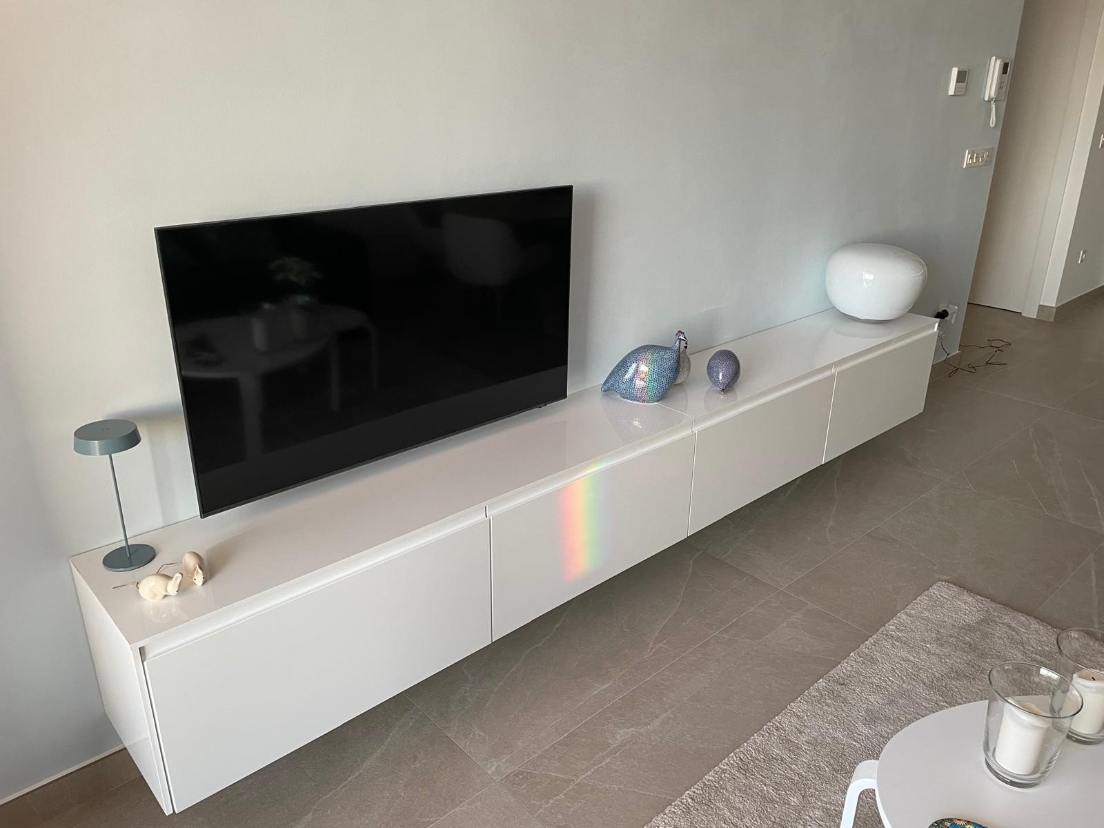 Sie werden dieser Neubauwohnung in Benijofar nicht widerstehen können.
Freuen Sie sich darauf, den Winter zu verbringen, Urlaub zu machen o