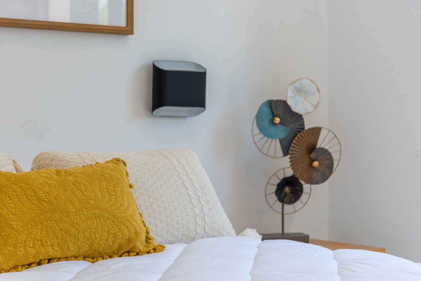  Stellen Sie sich vor, Sie würden jeden Tag in dieser beeindruckenden, neu erbauten Villa aufwachen, die sich in einer der exklusivsten und ruhigsten 