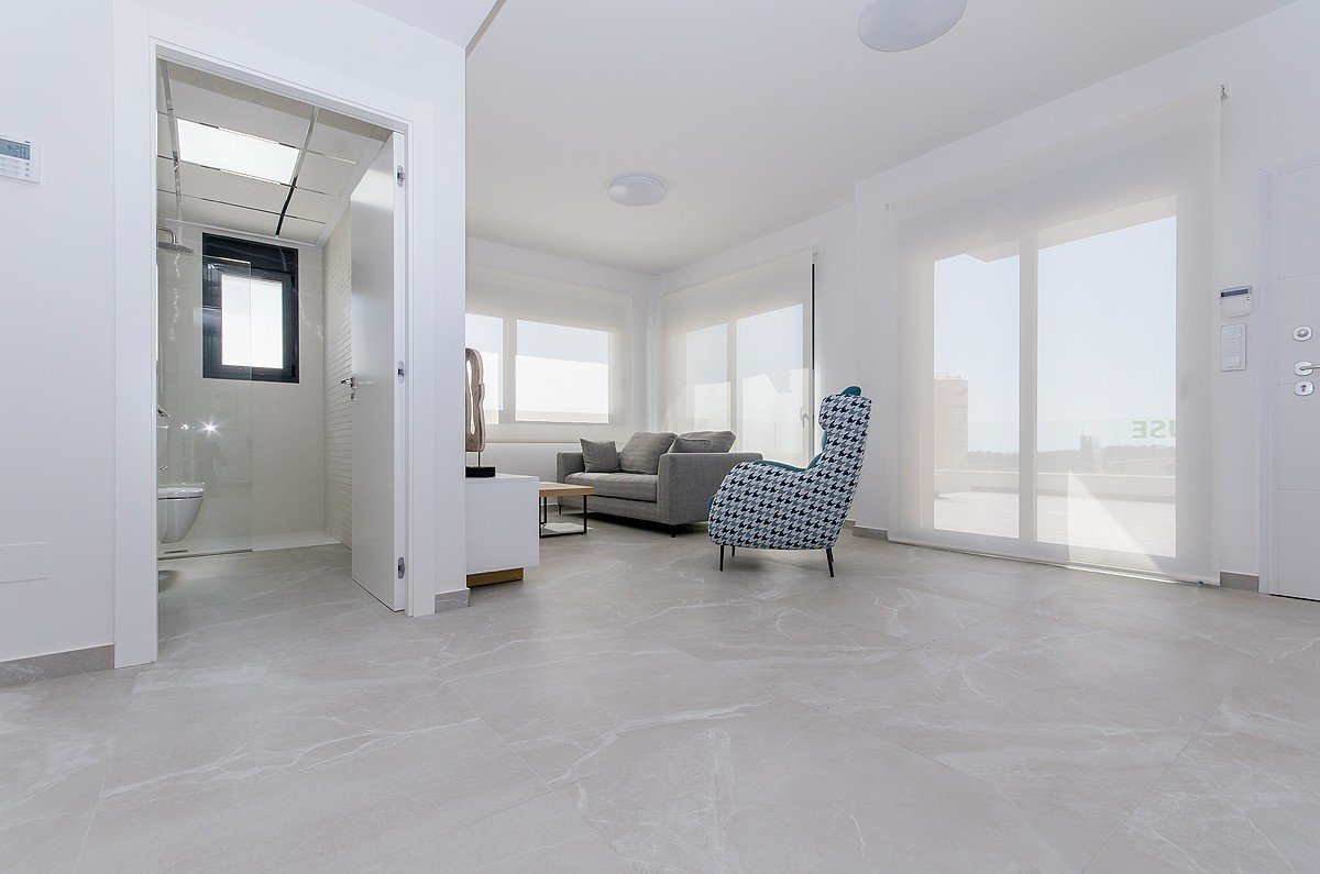  &#13;&#13;
Genießen Sie einen unserer AMAY BELLAVISTA Bungalows: Design, Komfort und Lage.&#13;&#13;
Diese wunderbare Erdgeschoss Bungalow der neuen 