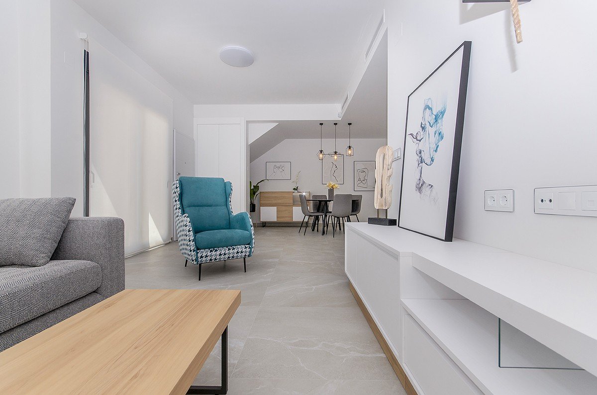 
Genießen Sie einen unserer AMAY BELLAVISTA Bungalows: Design, Komfort und Lage.
Diese wunderbare Erdgeschoss Bungalow der neuen