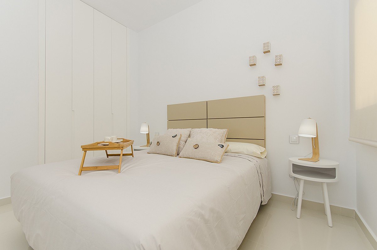  Brandneue Villa in Orihuela Costa in Strandnähe&#13;&#13;
In dieser wunderschönen Luxusvilla in Orihuela Costa aufzuwachen, ist ein Privileg. Sie bef