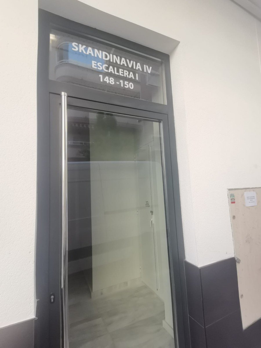  wohnung in Torrevieja für ein neues Leben direkt am Meer&#13;&#13;
Diese neue Wohnanlage in Torrevieja liegt nur 600 Meter von der fantastischen Play