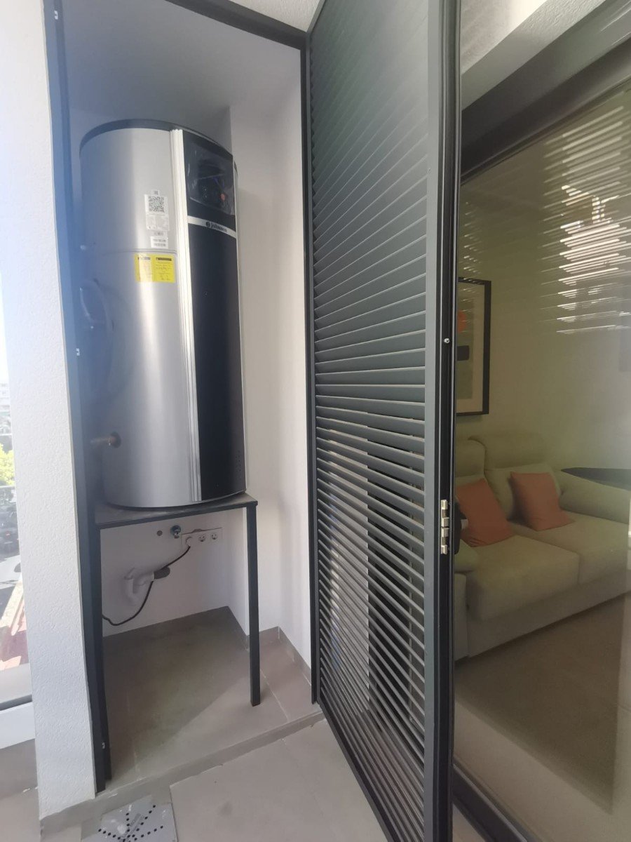  wohnung in Torrevieja für ein neues Leben direkt am Meer&#13;&#13;
Diese neue Wohnanlage in Torrevieja liegt nur 600 Meter von der fantastischen Play