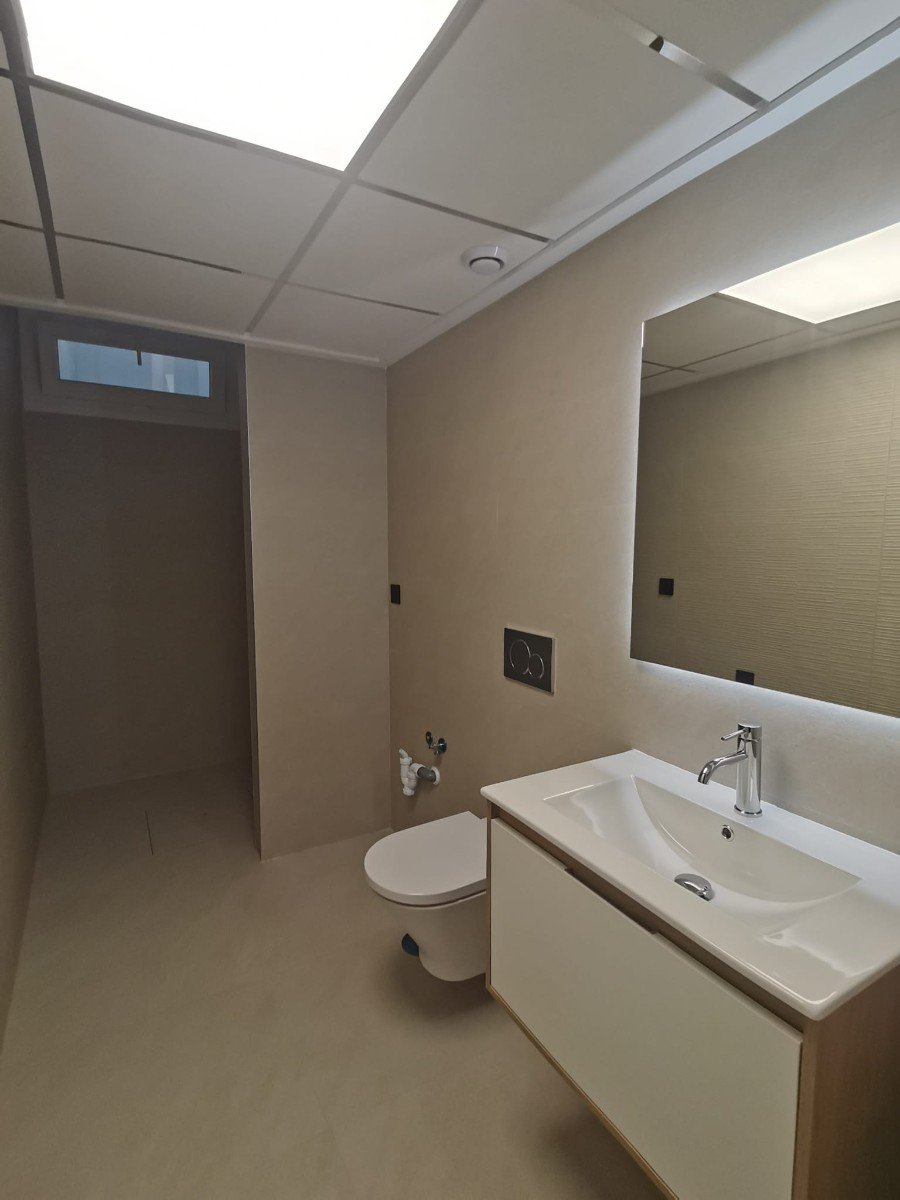  Neue Villen in Los Montesinos: Ein Ort zum Entspannen
Unter all den Häusern wird diese neue Villa mit Keller in Los Montesinos besonders Ih