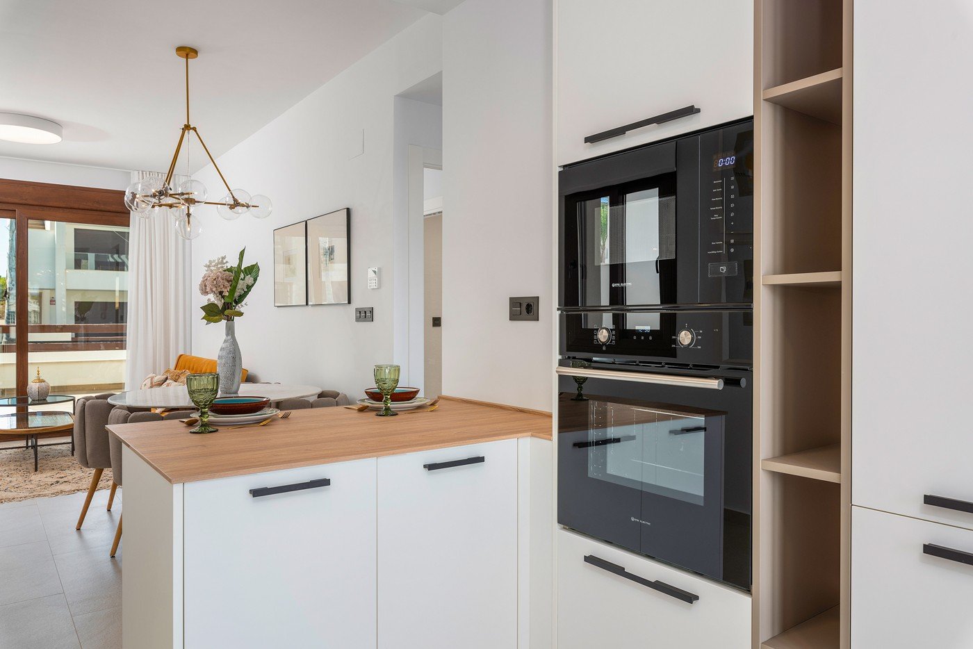  Bungalow im Erdgeschoss in einer Urbanisation in Torrevieja

Wie glücklich werden Sie sein, in diesem schönen neu gebauten Bungal