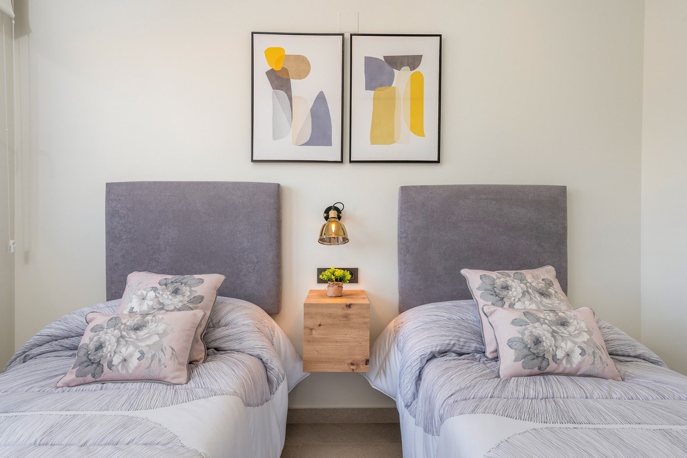  
Wie glücklich werden Sie sein, in diesem schönen neu gebauten Bungalow in Torrevieja zu leben. Es gehört zu einer luxuriösen Wohnsiedlung 