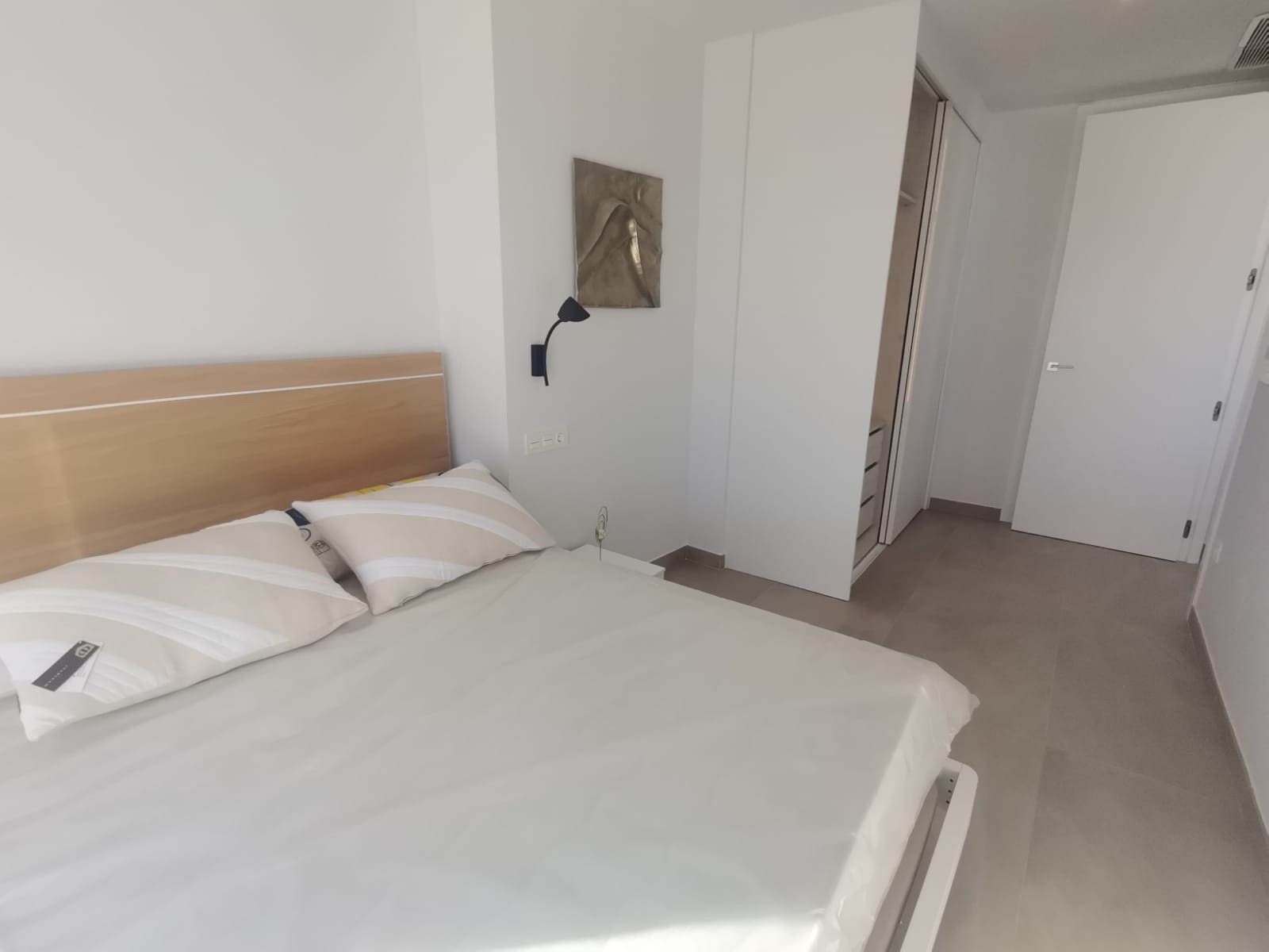  Penthouse in Torrevieja Playa de Los Locos
Dank der ausgezeichneten Lage&amp;nbsp;dieser penthouse in Torrevieja,&amp;nbsp;nur 50 Meter vom