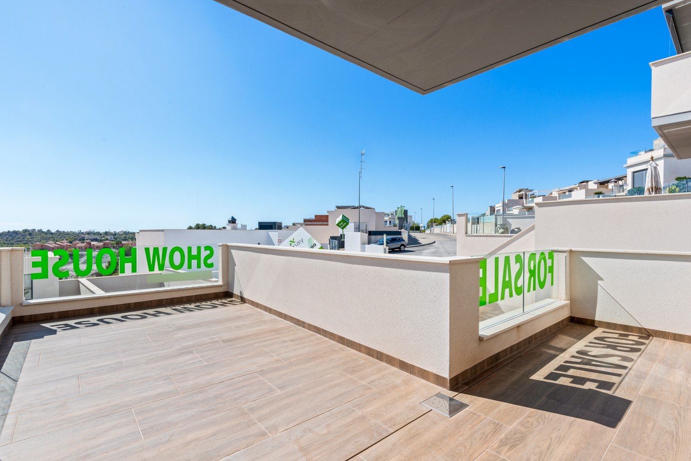  Genießen Sie einen unserer Bungalows AMAY BELLAVISTA: Design, Komfort und Lage
Unter den Hunderten von zum Verkauf stehenden Immobilien, di