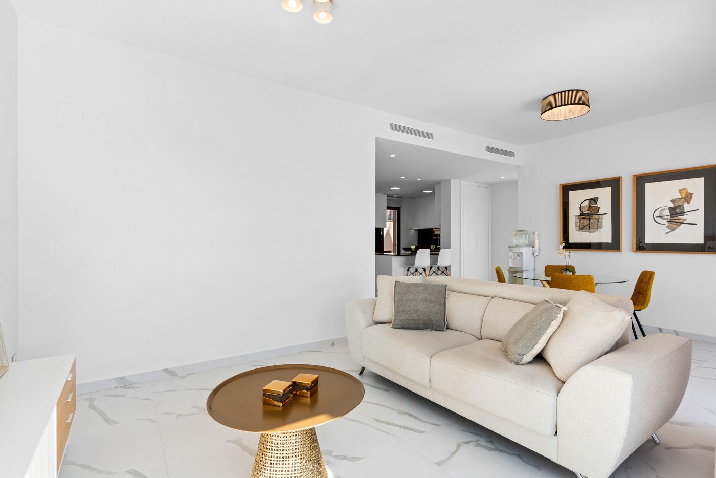  Genießen Sie einen unserer Bungalows AMAY BELLAVISTA: Design, Komfort und Lage
Unter den Hunderten von zum Verkauf stehenden Immobilien, di