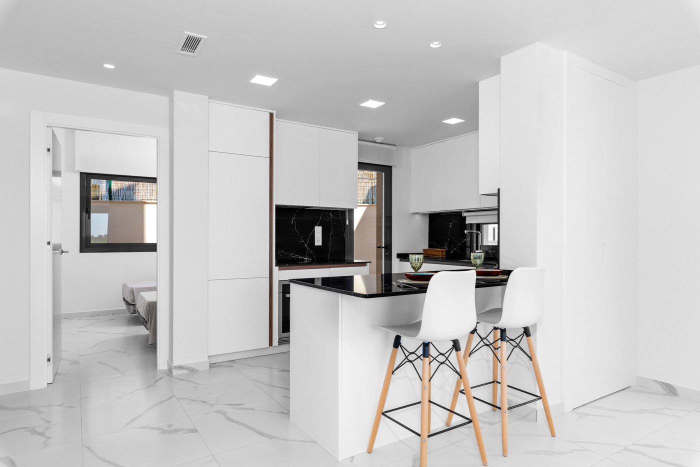  Genießen Sie einen unserer Bungalows AMAY BELLAVISTA: Design, Komfort und Lage
Unter den Hunderten von zum Verkauf stehenden Immobilien, di