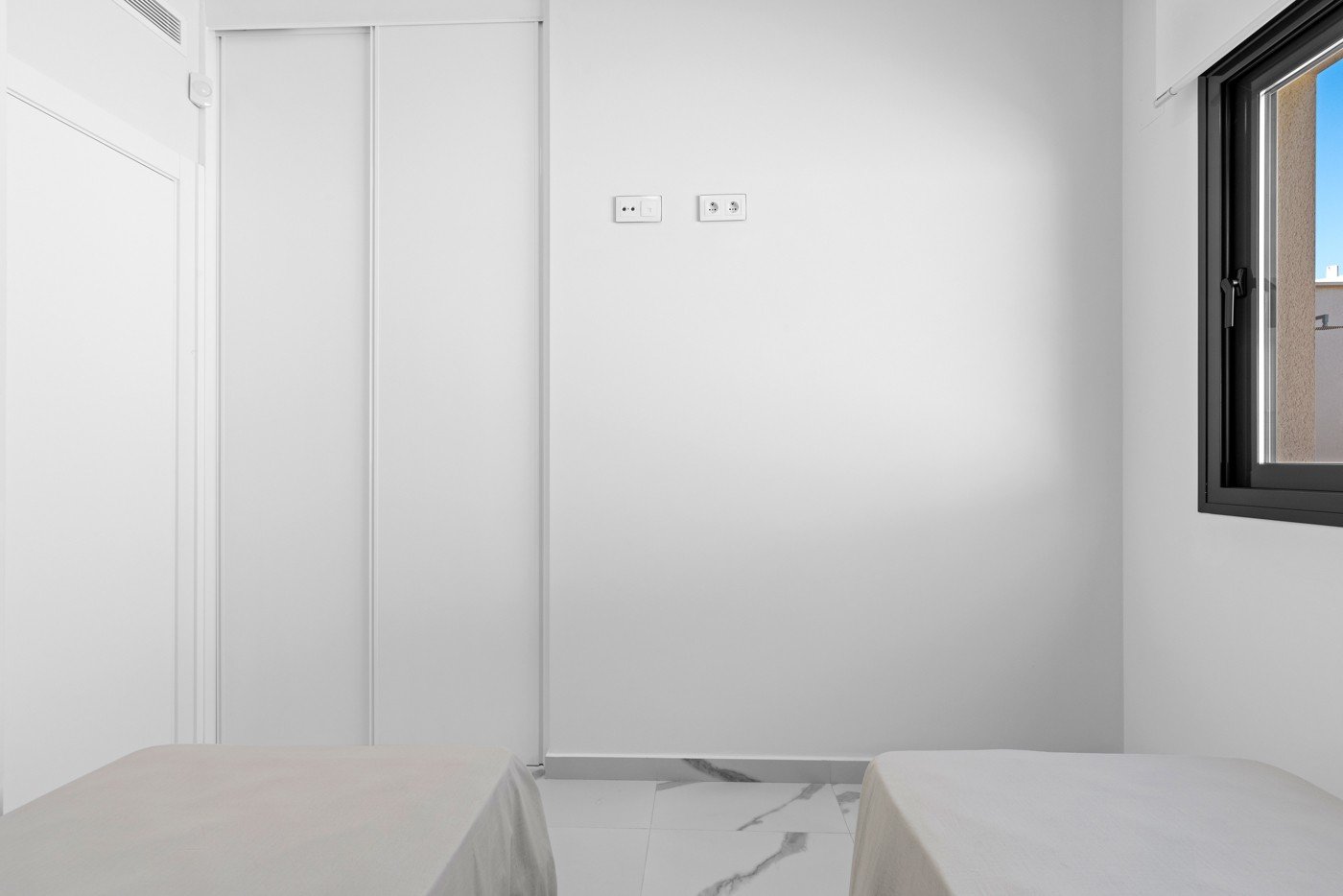  Genießen Sie einen unserer Bungalows AMAY BELLAVISTA: Design, Komfort und Lage
Unter den Hunderten von zum Verkauf stehenden Immobilien, di