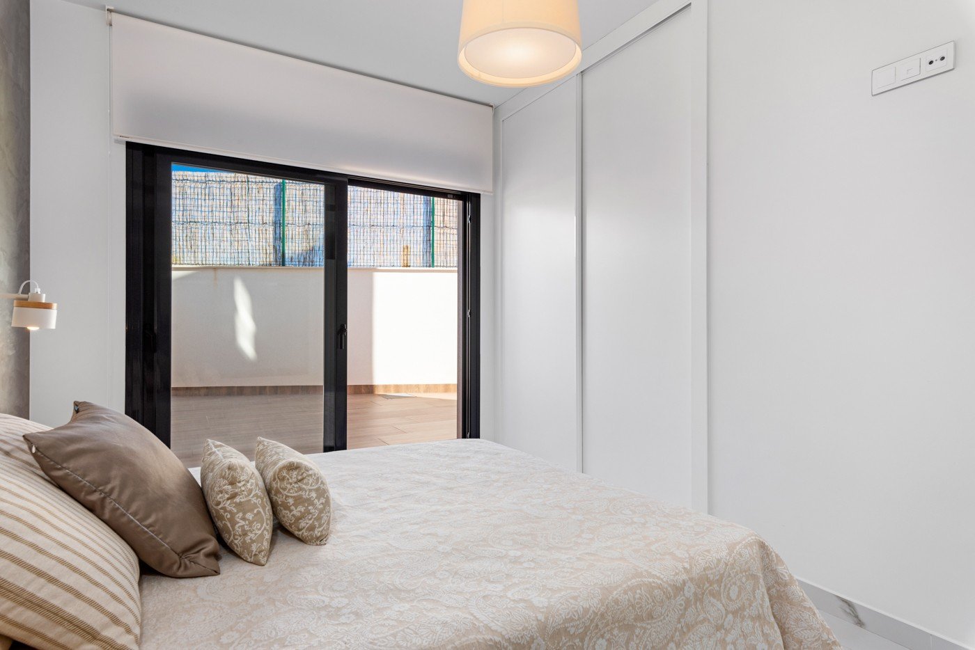  Genießen Sie einen unserer Bungalows AMAY BELLAVISTA: Design, Komfort und Lage
Unter den Hunderten von zum Verkauf stehenden Immobilien, di