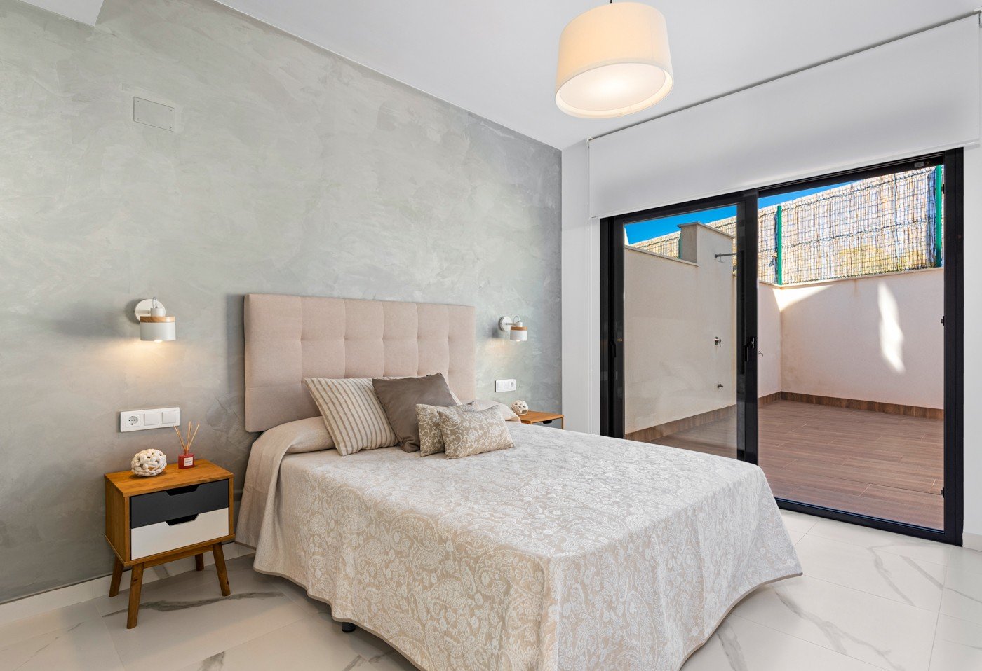  Genießen Sie einen unserer Bungalows AMAY BELLAVISTA: Design, Komfort und Lage
Unter den Hunderten von zum Verkauf stehenden Immobilien, di