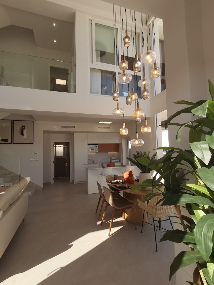  Das Residencial Villas Las Lagunas liegt in einer der schönsten und ruhigsten Gegenden zwischen Ciudad Quesada und Pueblo Bravo. Das Projekt besteht 