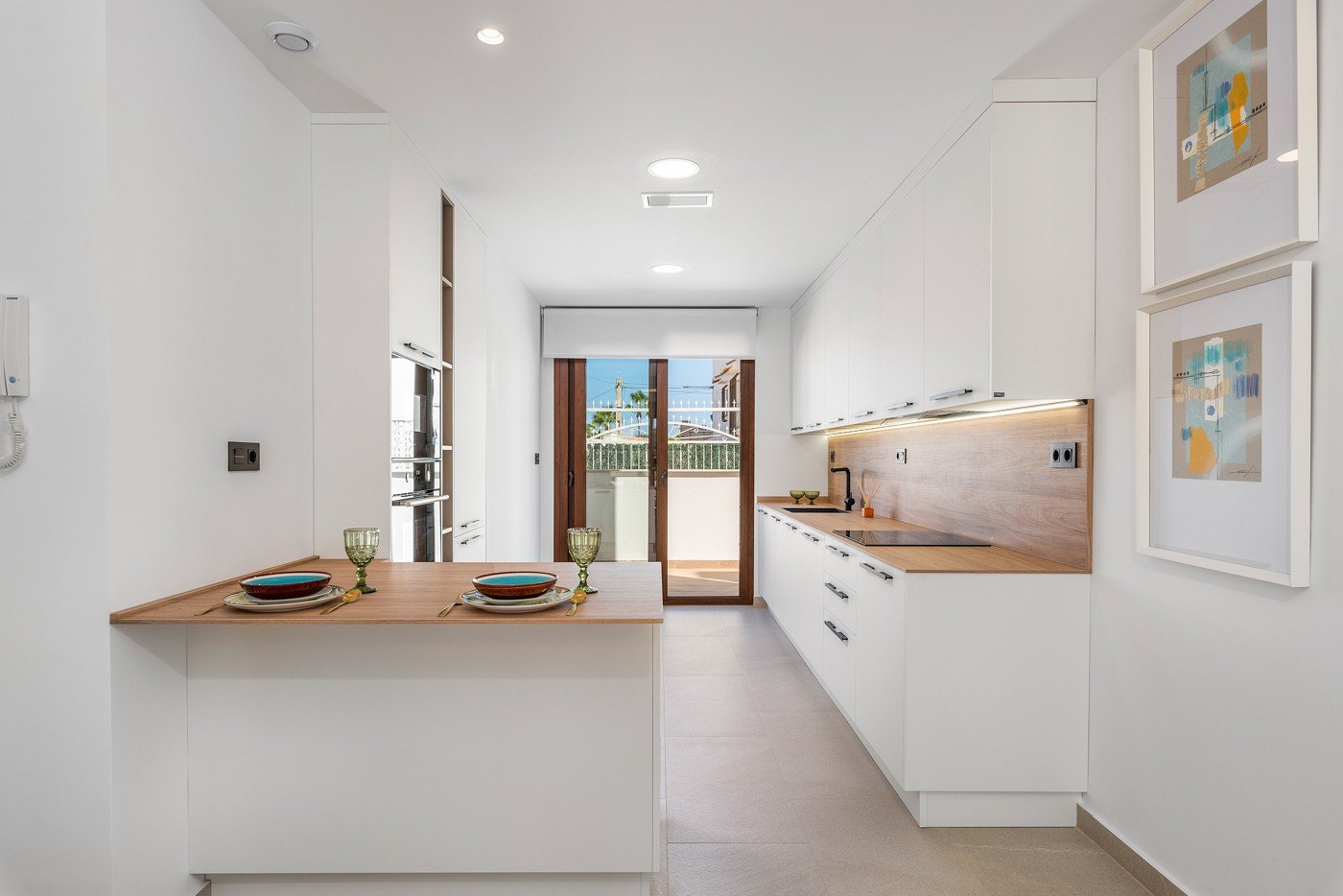  Bungalow im Erdgeschoss in einer Urbanisation in Torrevieja

Wie glücklich werden Sie sein, in diesem schönen neu gebauten Bungal