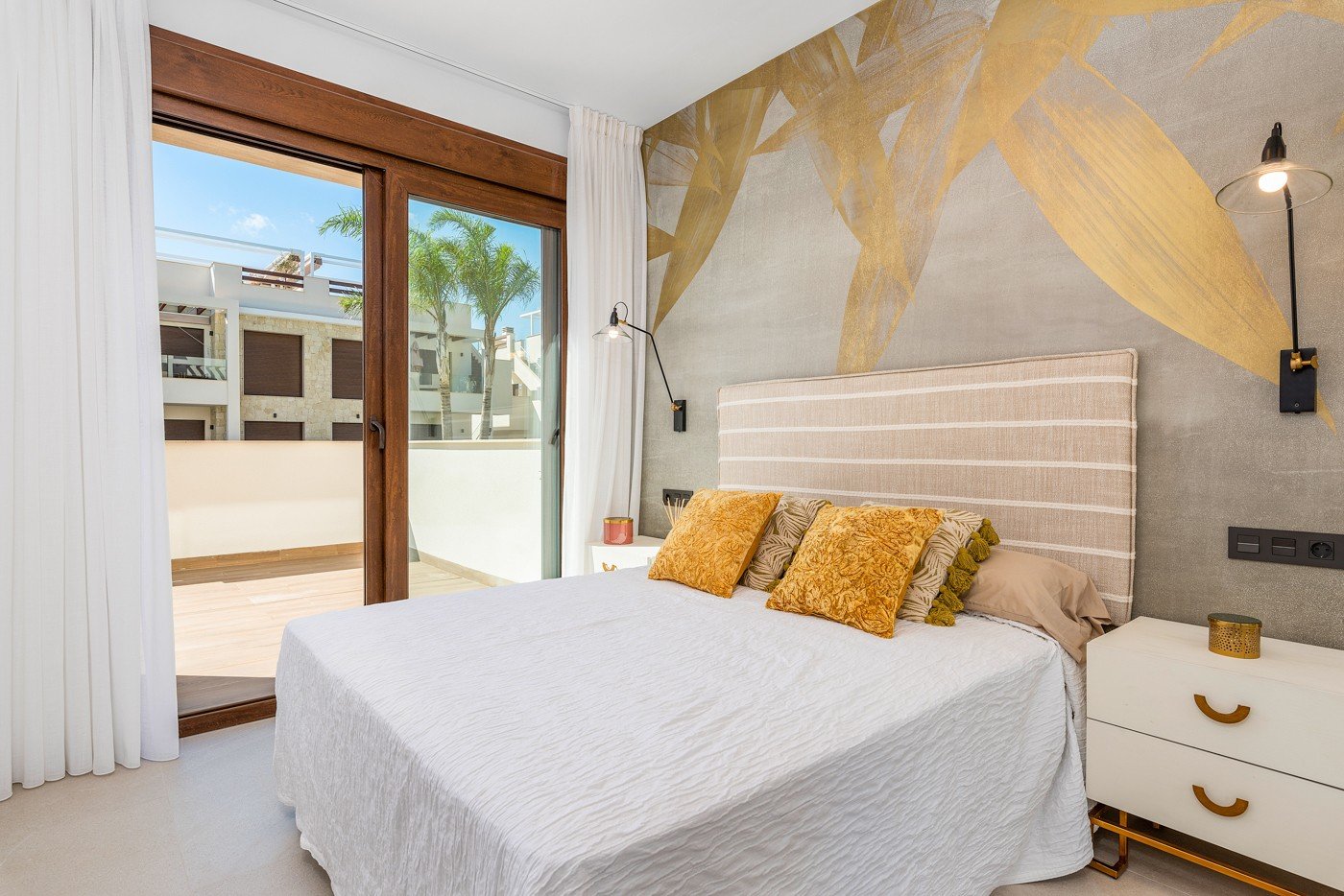  Bungalow im Erdgeschoss in einer Urbanisation in Torrevieja

Wie glücklich werden Sie sein, in diesem schönen neu gebauten Bungal