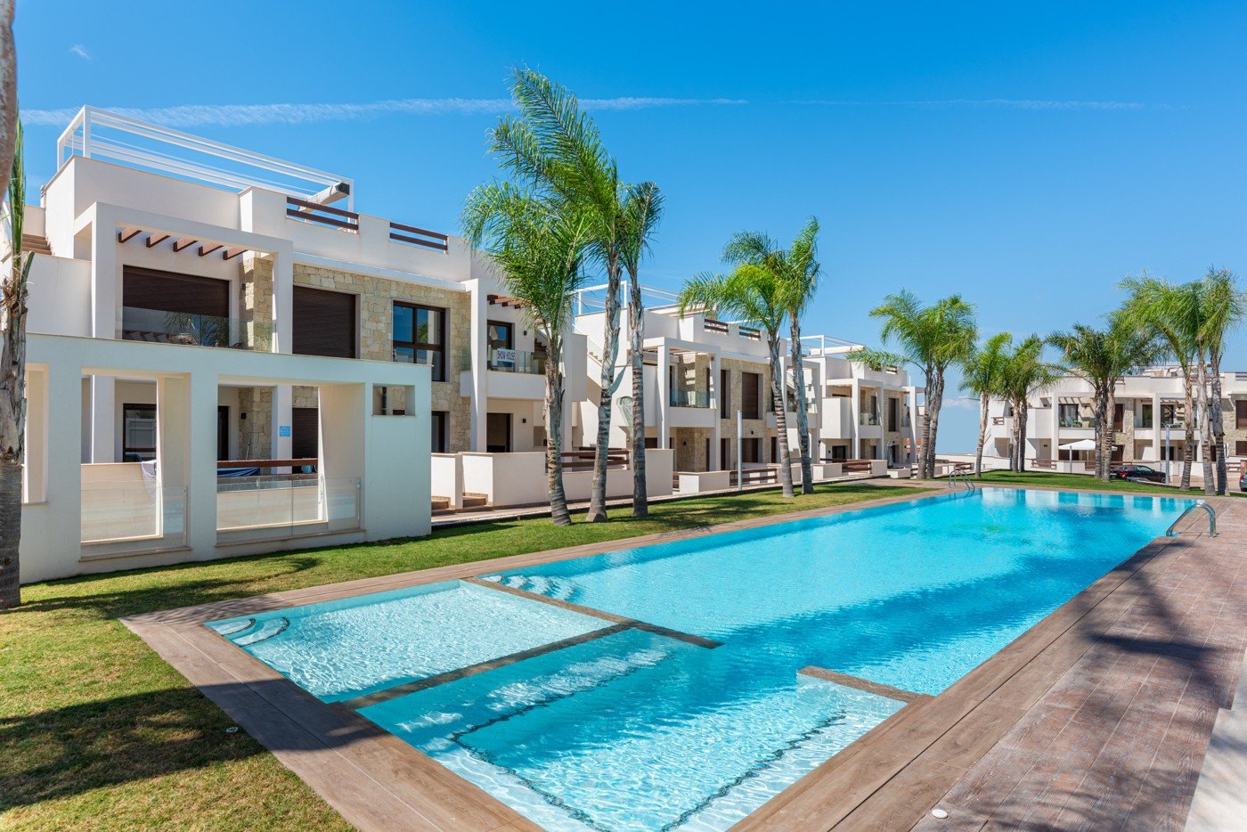  Bungalow im Erdgeschoss in einer Urbanisation in Torrevieja

Wie glücklich werden Sie sein, in diesem schönen neu gebauten Bungal