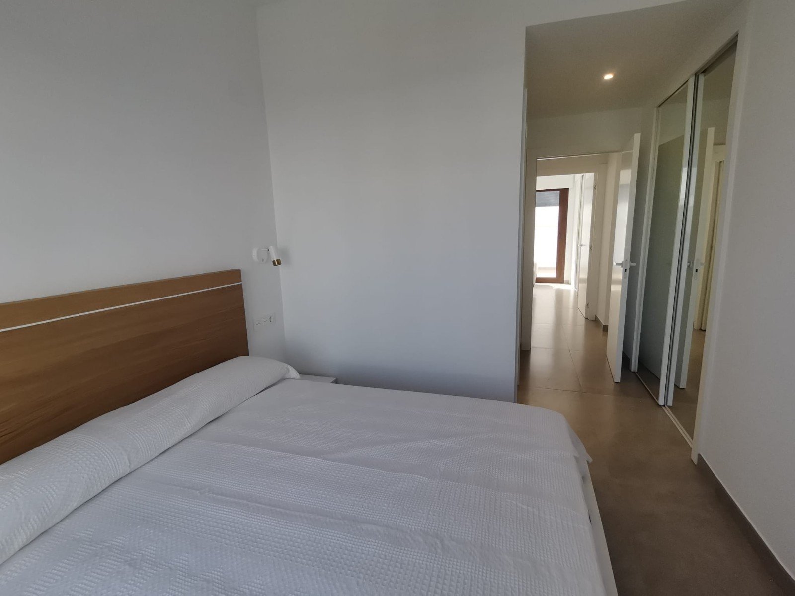  Bungalow im Erdgeschoss in einer Urbanisation in Torrevieja

Wie glücklich werden Sie sein, in diesem schönen neu gebauten Bungal