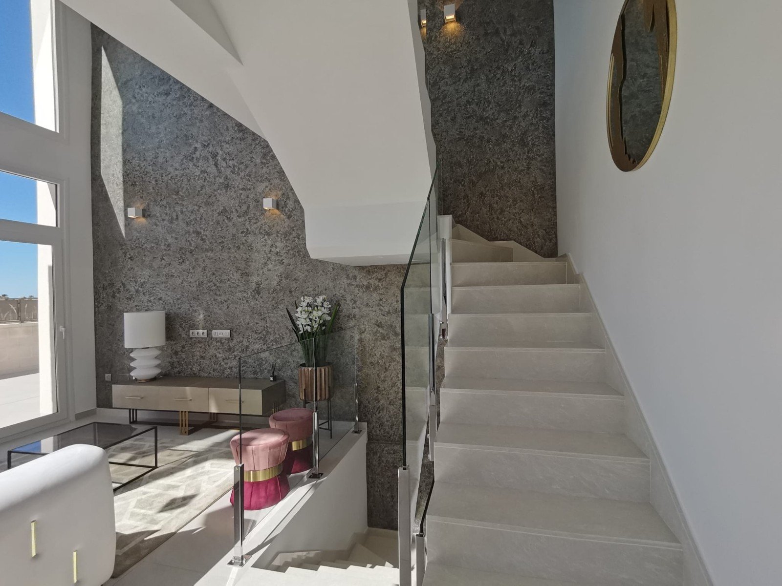  Das Residencial Villas Las Lagunas liegt in einer der schönsten und ruhigsten Gegenden zwischen Ciudad Quesada und Pueblo Bravo. Das Projekt besteht 