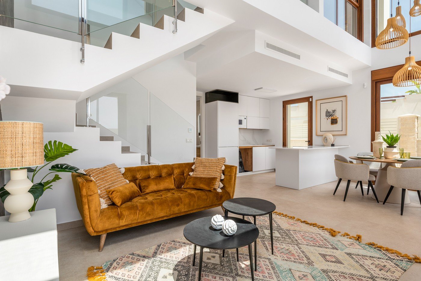  Die Villa Laguna Azul im prestigeträchtigen Residencial Monte Carmelo de Vera in Almería ist die perfekte Kombination aus modernem Design, Komfort un